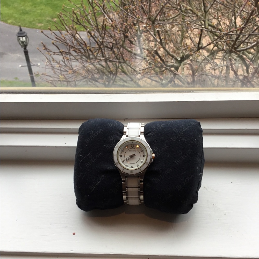 Bulova - Picture 3 of 4